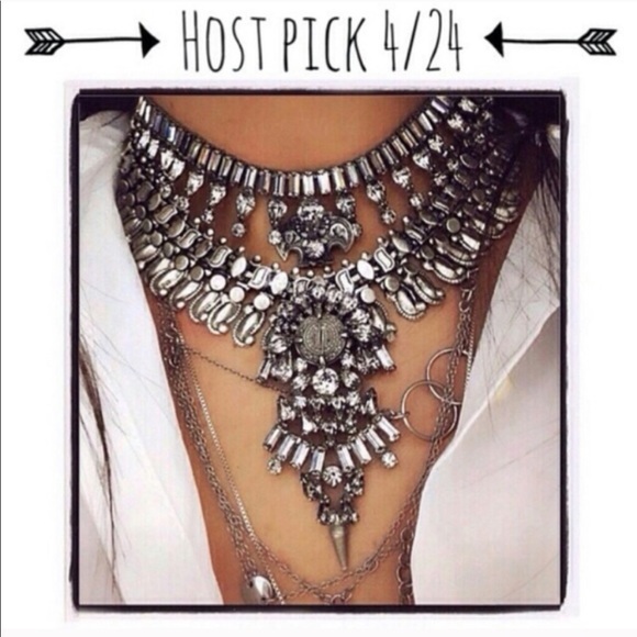 Karis' Kloset Jewelry - Jewelry | 🆕 Crystal edgy collar necklace Karis' Kloset Jewelry - Jewelry | 🆕 Crystal edgy collar necklace